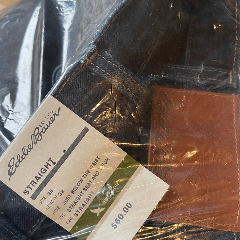 Eddie Bauer Authentic Straight Fit Dark Indigo Jeans 38 x 32 - Picture 3 of 3